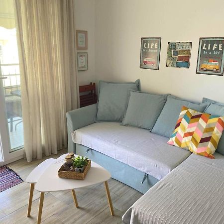 Myrsini'S Apartment Néa Péramos Extérieur photo
